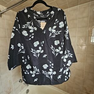 BloomChic Women's Floral Blouse w Tab Sleeve Size 14-16 NWT
